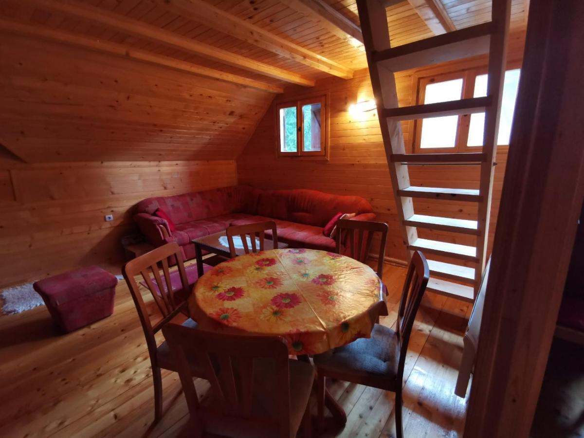 Apartman Bugar Mitrovac Exterior photo